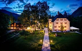 Schloss Prielau Hotel & Restaurants